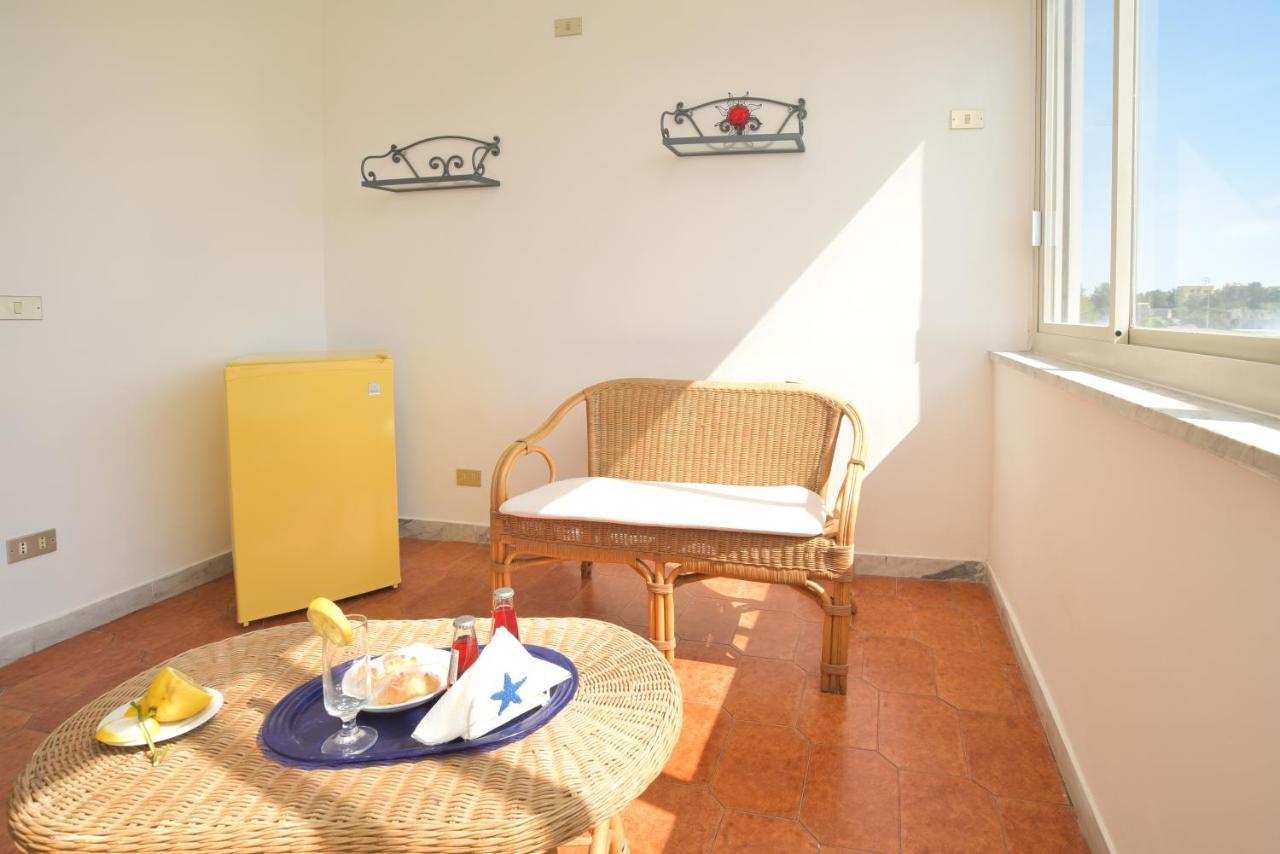 Hotel Celeste Procida Buitenkant foto