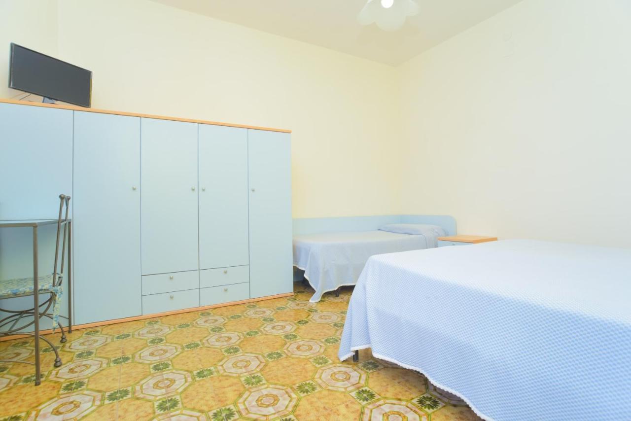 Hotel Celeste Procida Buitenkant foto