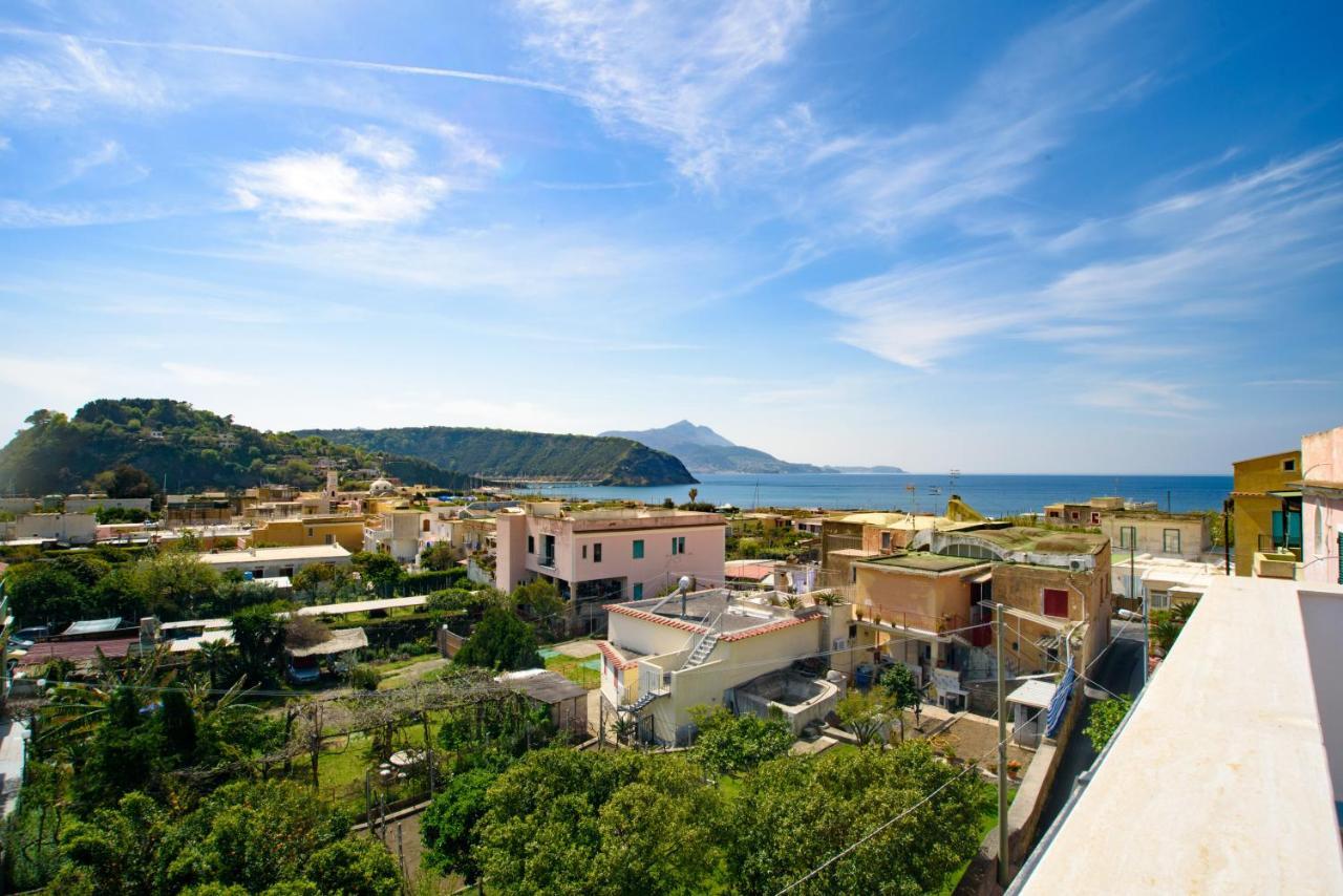 Hotel Celeste Procida Buitenkant foto