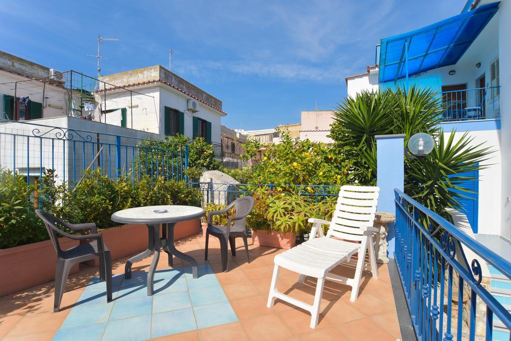 Hotel Celeste Procida Buitenkant foto