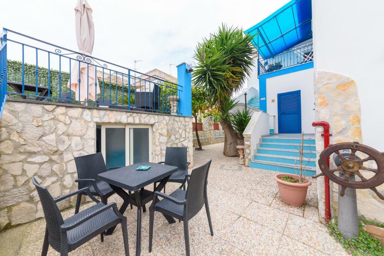 Hotel Celeste Procida Buitenkant foto